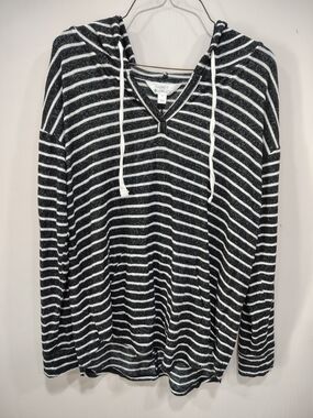 Striped Hooded Pullover Sweater - Black & White